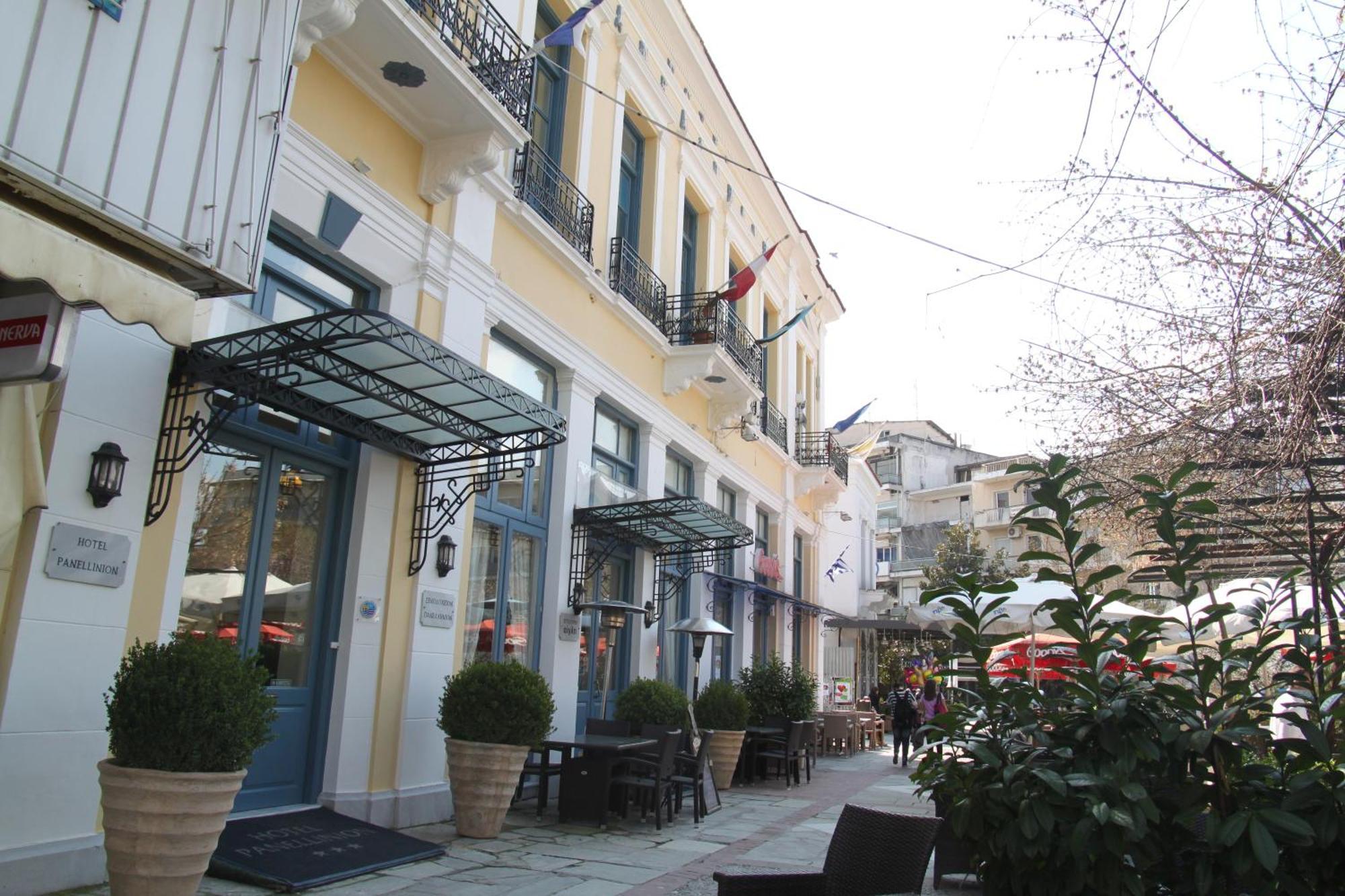 Hotel Panellinion Tríkala Kültér fotó